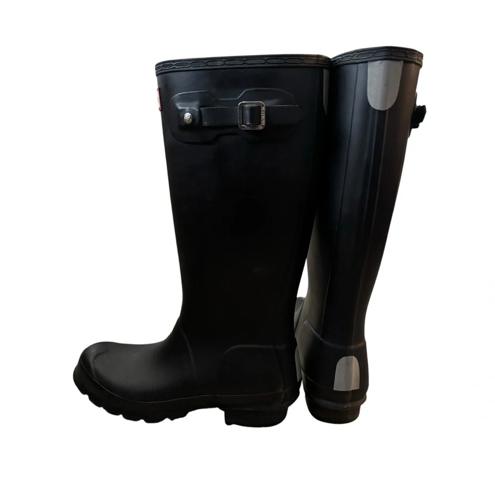 Hunter Classic Black Rain Boots - Picture 4 of 9